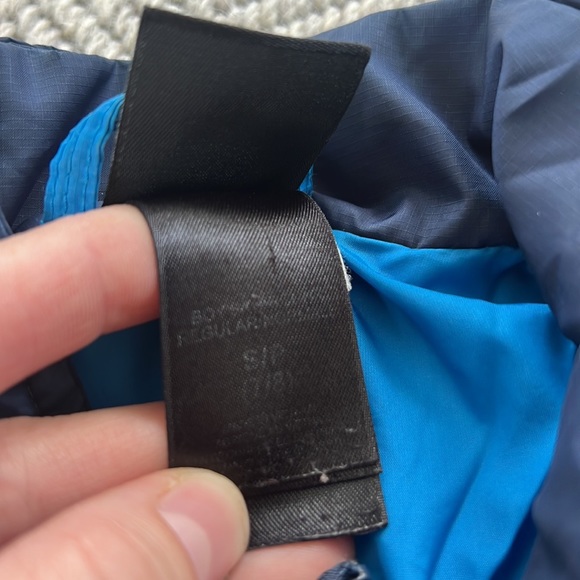 The North Face boys coat 7/8 - Picture 3 of 5